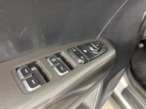 Used 2019 Kia Sportage LX AWD/4WD image 11