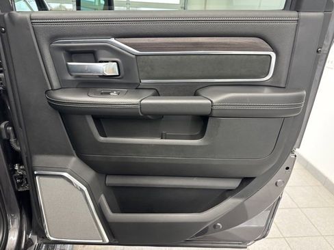 Used 2026 RAM 3500 Laramie image 10