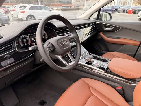 Certified 2023 Audi Q7 2.0T Premium w/ Convenience Package image 10
