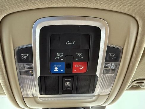 Used 2020 RAM 1500 Limited image 21