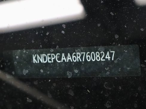 Used 2024 Kia Seltos LX AWD/4WD image 31