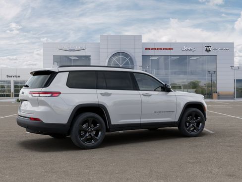 New 2025 Jeep Grand Cherokee L Laredo image 45