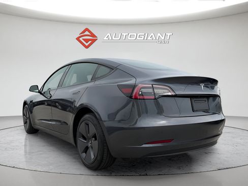 Used 2021 Tesla Model 3 Standard Range Plus RWD image 5
