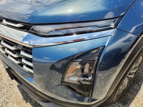 Used 2026 Chevrolet Equinox LT FWD image 6
