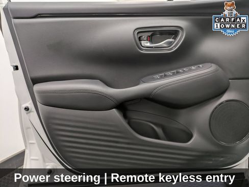 Certified 2025 Honda HR-V LX image 10