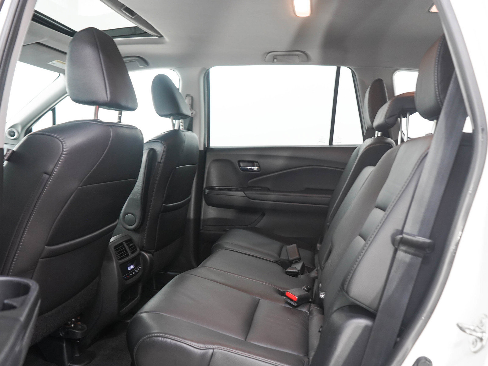Used 2017 Honda Pilot EX-L image 16