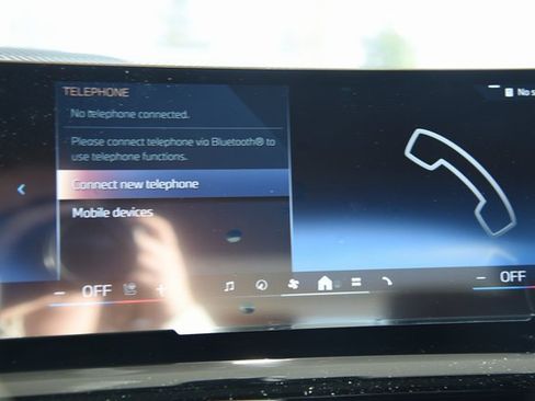 Certified 2024 BMW 530i xDrive w/ Premium Package image 25