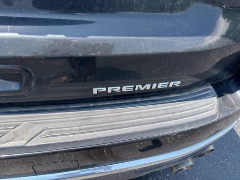 Used 2021 Chevrolet Tahoe Premier w/ Premium Package RWD image 9