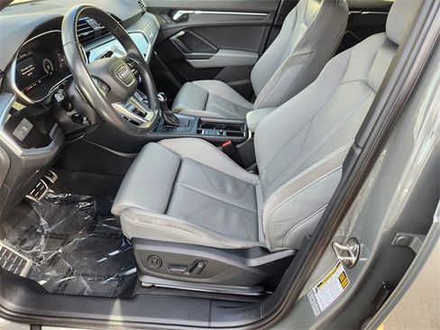 Used 2020 Audi Q3 2.0T Prestige w/ Prestige Package image 12
