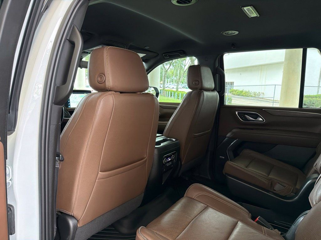 Used 2022 Chevrolet Tahoe High Country RWD image 39