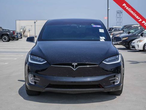 Used 2018 Tesla Model X 75D AWD/4WD image 2