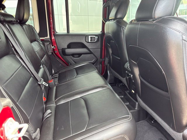 Used 2021 Jeep Wrangler Unlimited Sahara w/ Cold Weather Group AWD/4WD image 10