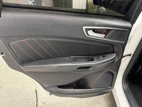 Used 2020 Ford Edge ST w/ Equipment Group 401A image 27