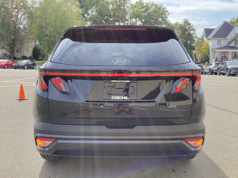 New 2026 Hyundai Tucson Limited AWD/4WD image 8