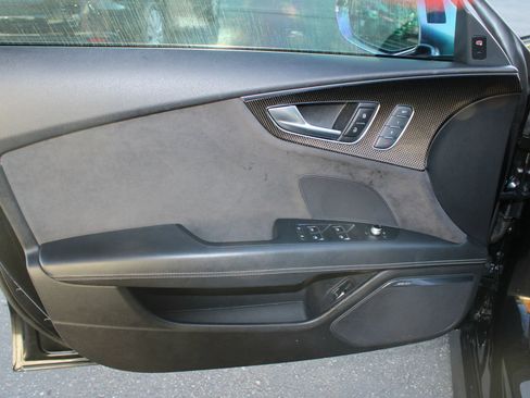 Used 2018 Audi S7 Prestige w/ Driver Assistance Package image 13