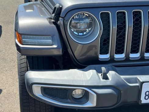 Used 2021 Jeep Wrangler Unlimited Sahara w/ Cold Weather Group AWD/4WD image 13