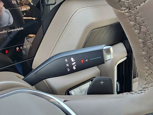 New 2026 GMC Yukon XL Denali w/ Sun & Power Step Package AWD/4WD image 24