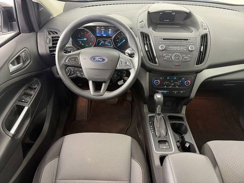 Used 2017 Ford Escape SE FWD image 14