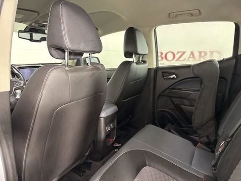 Used 2021 Chevrolet Colorado Z71 w/ Safety Package image 14