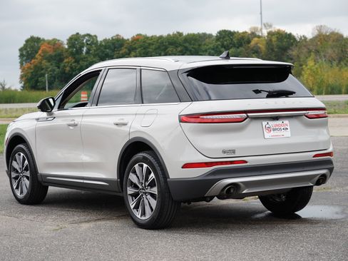 Used 2022 Lincoln Corsair Reserve w/ Elements Package image 6