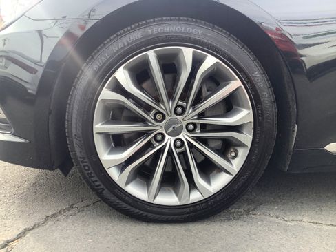 Used 2015 Hyundai Genesis 3.8 w/ Option Group 04 image 25