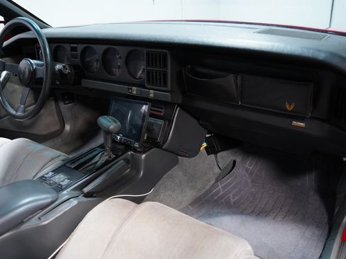 Used 1989 Pontiac Firebird Trans Am RWD image 39