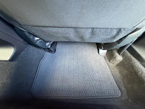 Used 2018 Subaru Impreza 2.0i Premium image 28