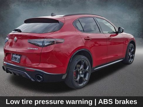 Used 2025 Alfa Romeo Stelvio Sprint w/ Veloce Package image 5