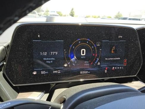 Used 2025 Chevrolet Tahoe Z71 w/ Z71 Off-Road Package AWD/4WD image 4
