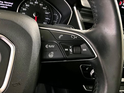Used 2020 Audi Q5 2.0T Premium image 22