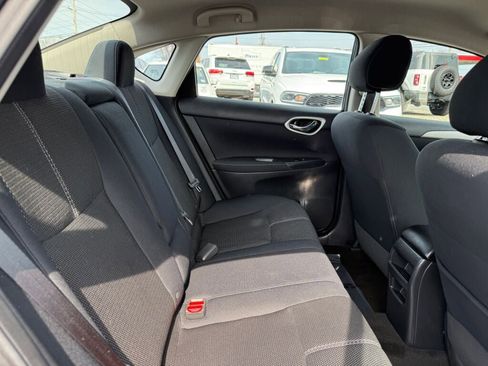 Used 2014 Nissan Sentra S image 23