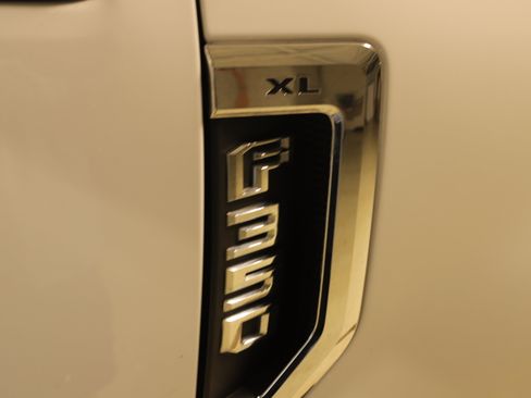 Used 2022 Ford F350 XL w/ Power Equipment Group image 6