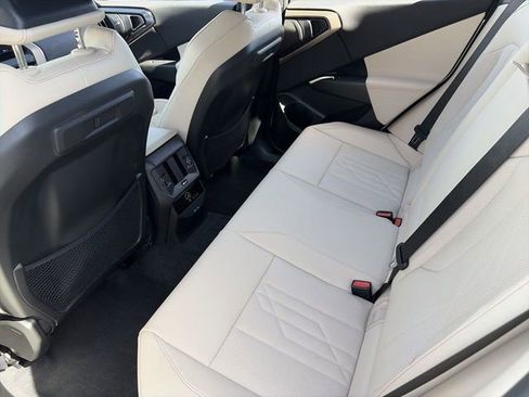 Certified 2025 BMW X3 xDrive30i w/ Convenience Package image 17