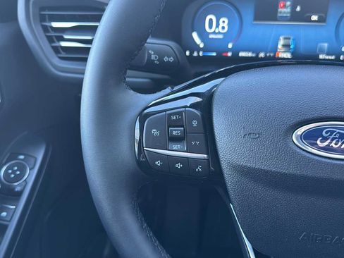 Used 2023 Ford Escape Platinum image 18