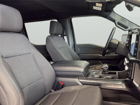 Certified 2022 Ford F150 XLT w/ Equipment Group 302A High image 14