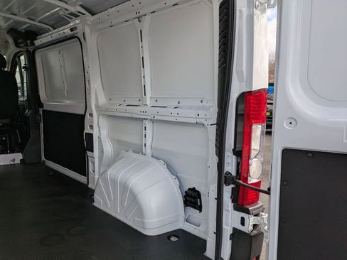 New 2026 RAM ProMaster 1500 w/ Premium Convenience Group image 24