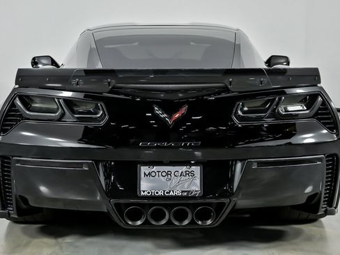 Used 2019 Chevrolet Corvette Z06 RWD image 11