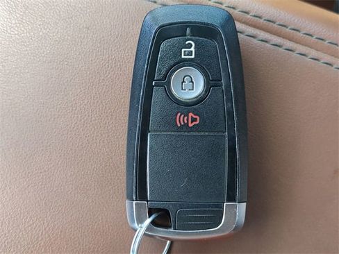 Used 2022 Ford Maverick Lariat w/ Equipment Group 500A Standard image 35