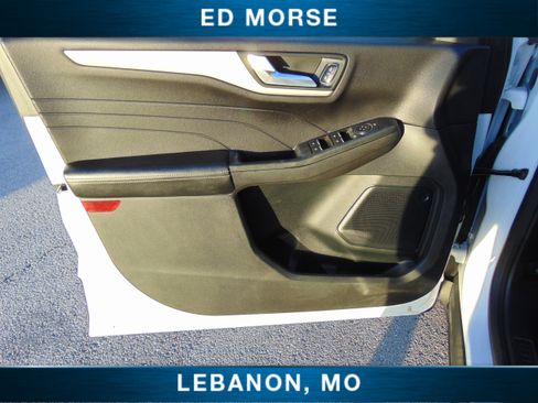 Certified 2021 Ford Escape SE image 15