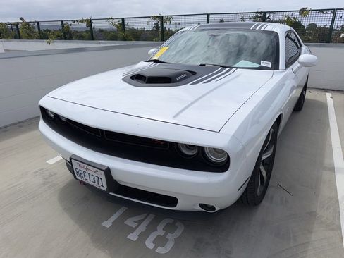 Used 2016 Dodge Challenger R/T Plus RWD image 2