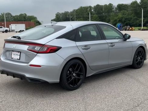 Used 2025 Honda Civic Sport image 8