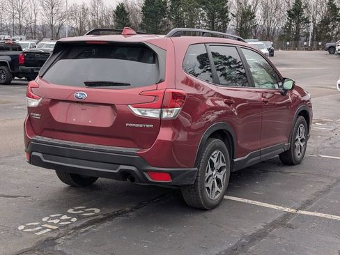 Used 2021 Subaru Forester Premium w/ Popular Package #1 image 3