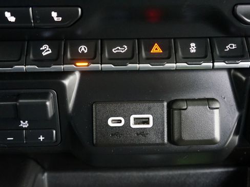 Used 2019 Chevrolet Silverado 1500 LT Trail Boss image 20