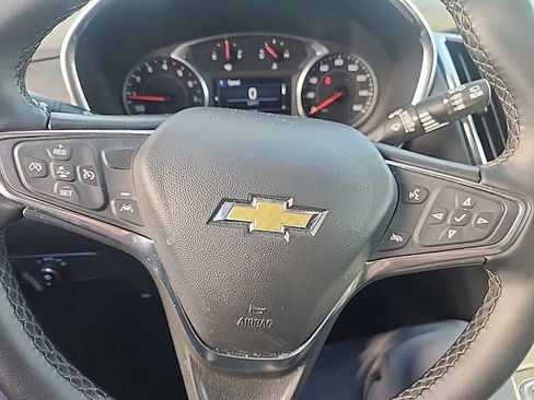 Used 2024 Chevrolet Equinox LT image 15