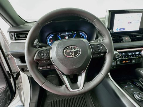 Certified 2025 Toyota RAV4 SE w/ Convenience Package AWD/4WD image 11
