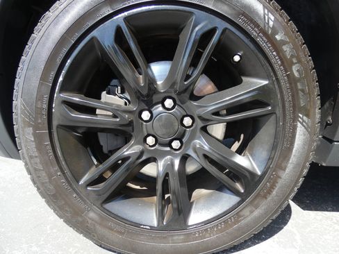 Used 2018 Land Rover Range Rover Evoque HSE Dynamic image 19