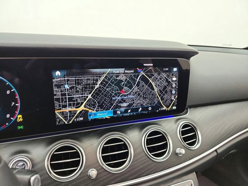 Used 2023 Mercedes-Benz E 350 Sedan image 14