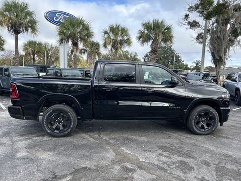 New 2026 RAM 1500 4x4 Crew Cab image 8