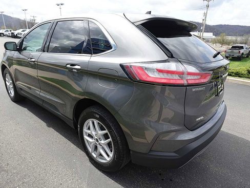 Used 2024 Ford Edge SEL image 5
