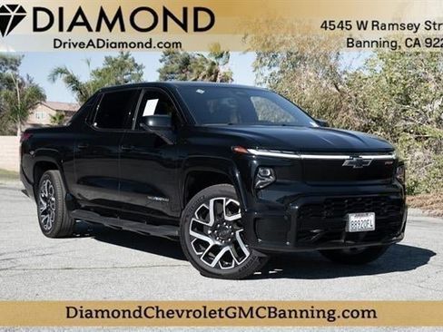 Used 2024 Chevrolet Silverado EV RST image 17